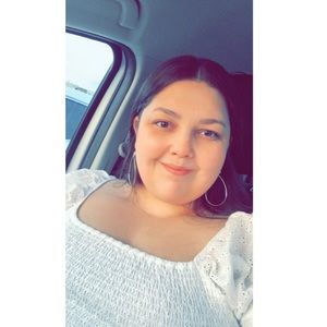 Meet your Posher, Cassie